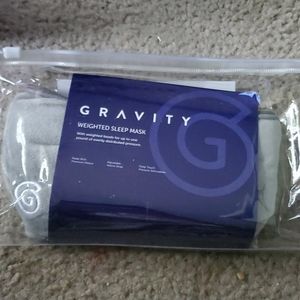 Gravity weighted sleep mask i use